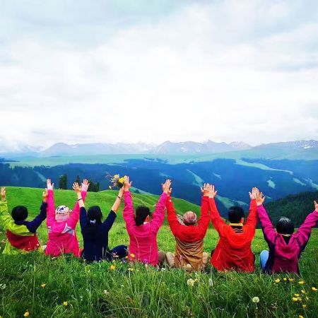 全景北疆：喀納斯、伊犁、沙漠11日環游